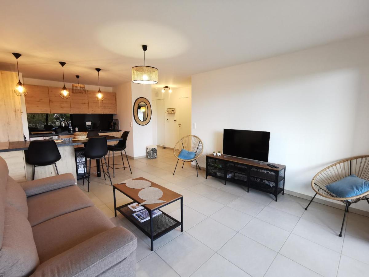 Les Ganivelles Apartment Donville-les-Bains Exterior photo